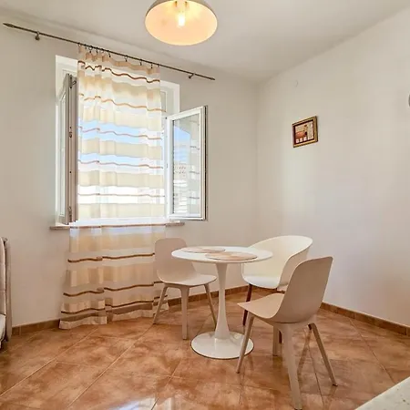 Apartament Viviana Brown Novigrad (Istria)