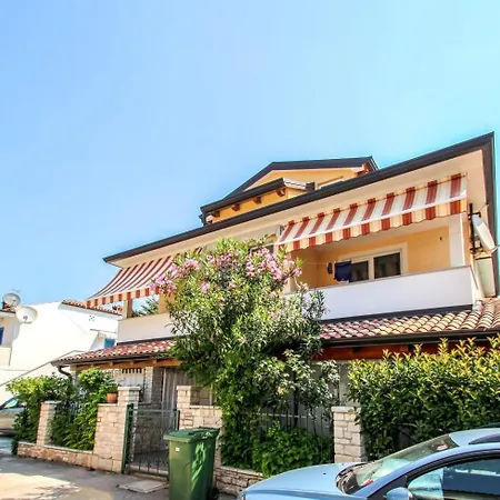 Viviana Brown Novigrad Istria